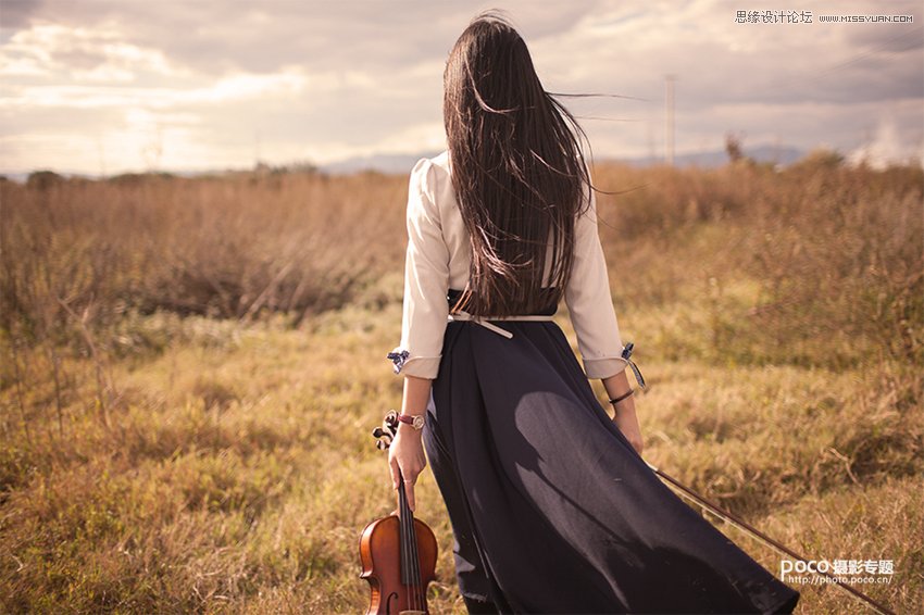 PS调色调出怀旧复古电影效果的外景人像照片