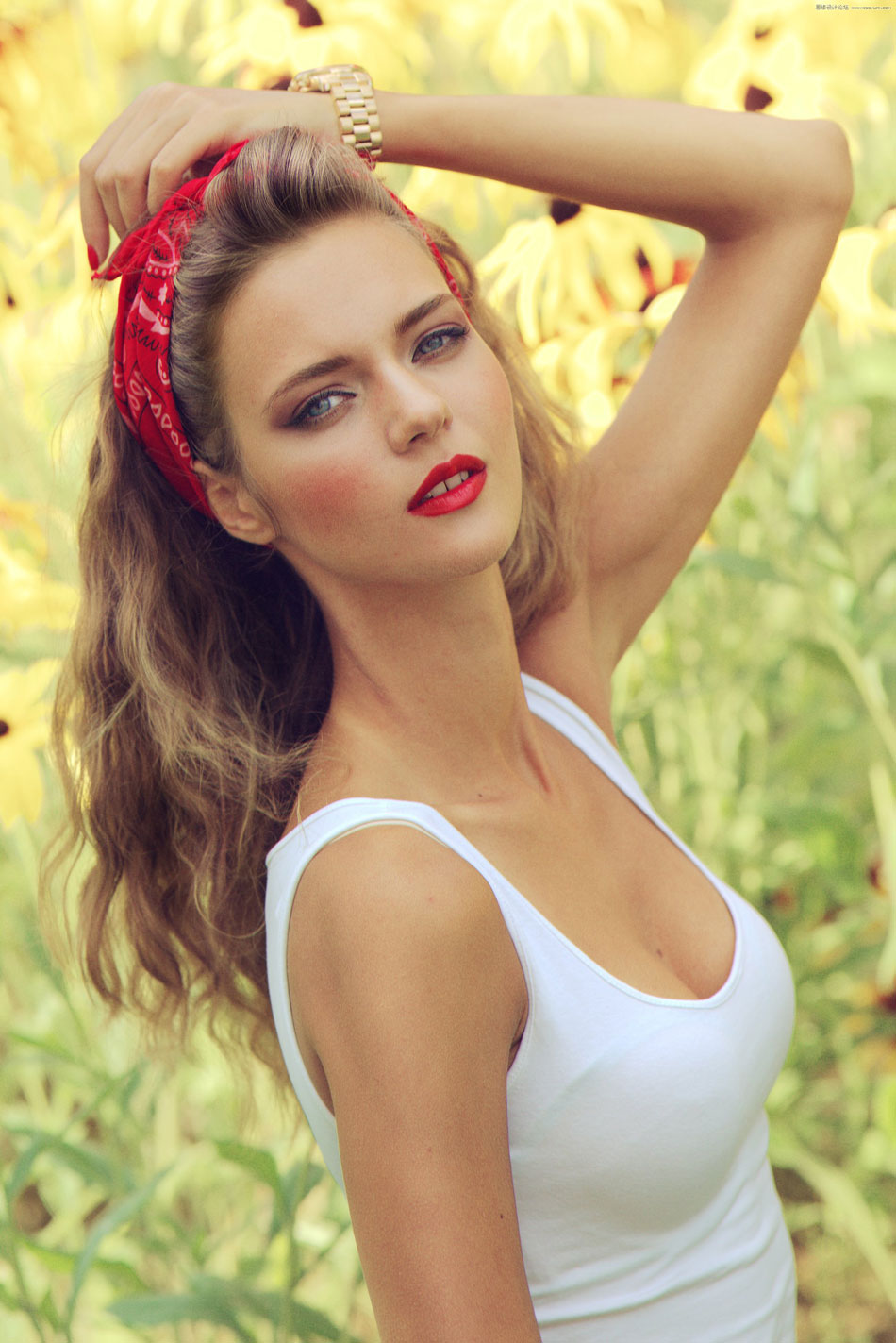 Photoshop简单三步调出古铜色人像效果图,PS教程,