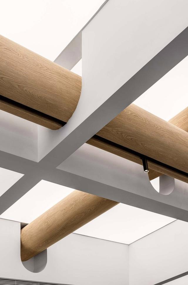 详解设计师必看的八种常用的设计手法