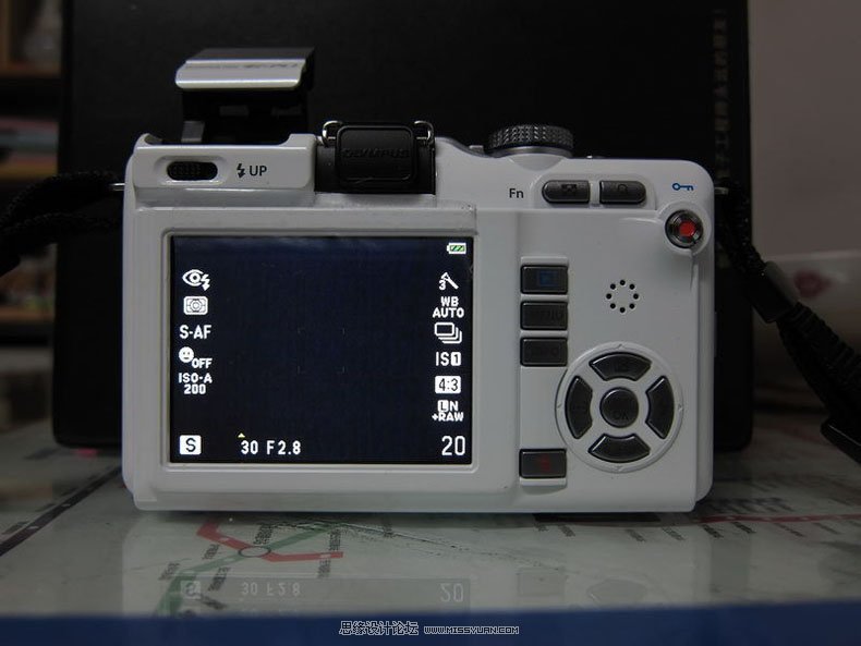 光线不足的情况下内闪手持拍摄的技巧