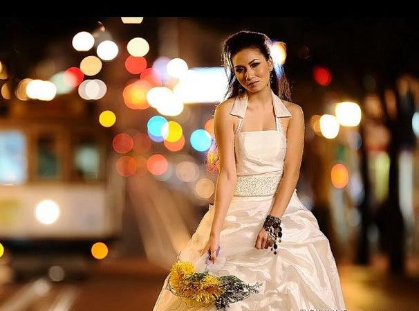 光线不足的情况下内闪手持拍摄的技巧