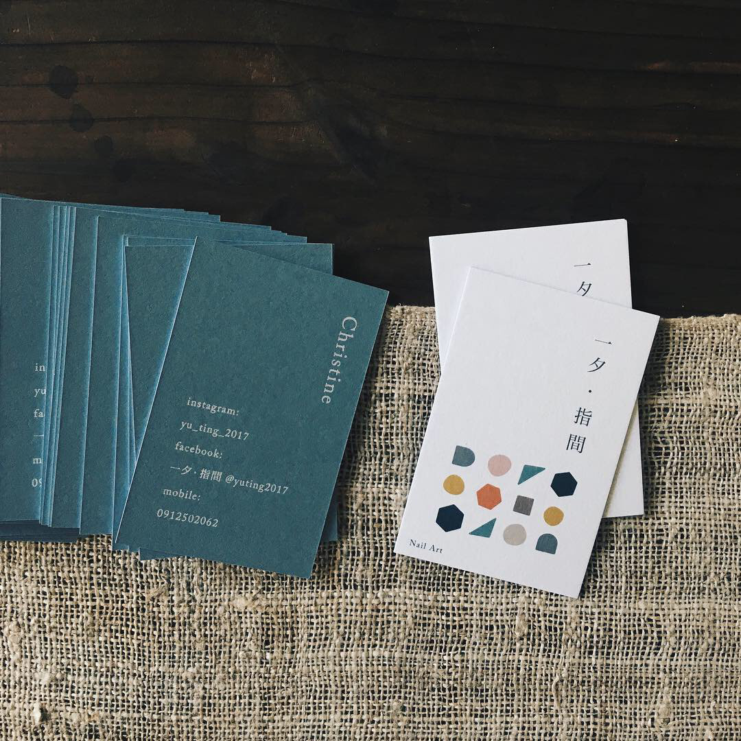 20款时尚大气的企业名片设计欣赏