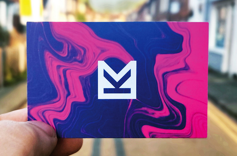 10款简约大气的男士名片设计欣赏