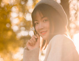 使用LR调出秋季金黄色效果的外景人像照片教程