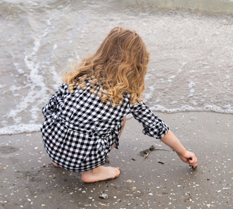 Photoshop创意在山顶召唤神兽的女孩