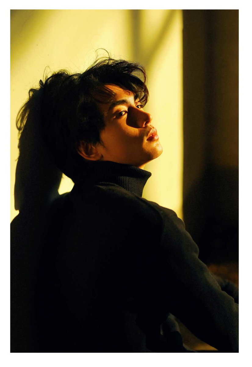 如何利用一道光拍出时尚大片效果