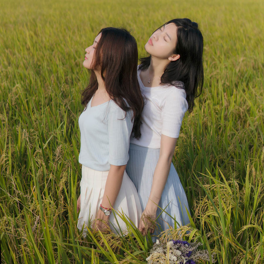 解读闺蜜双人人像后期的摄影教程