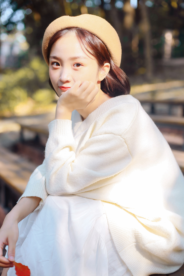 摄影师如何排除秋季暖黄色人像效果