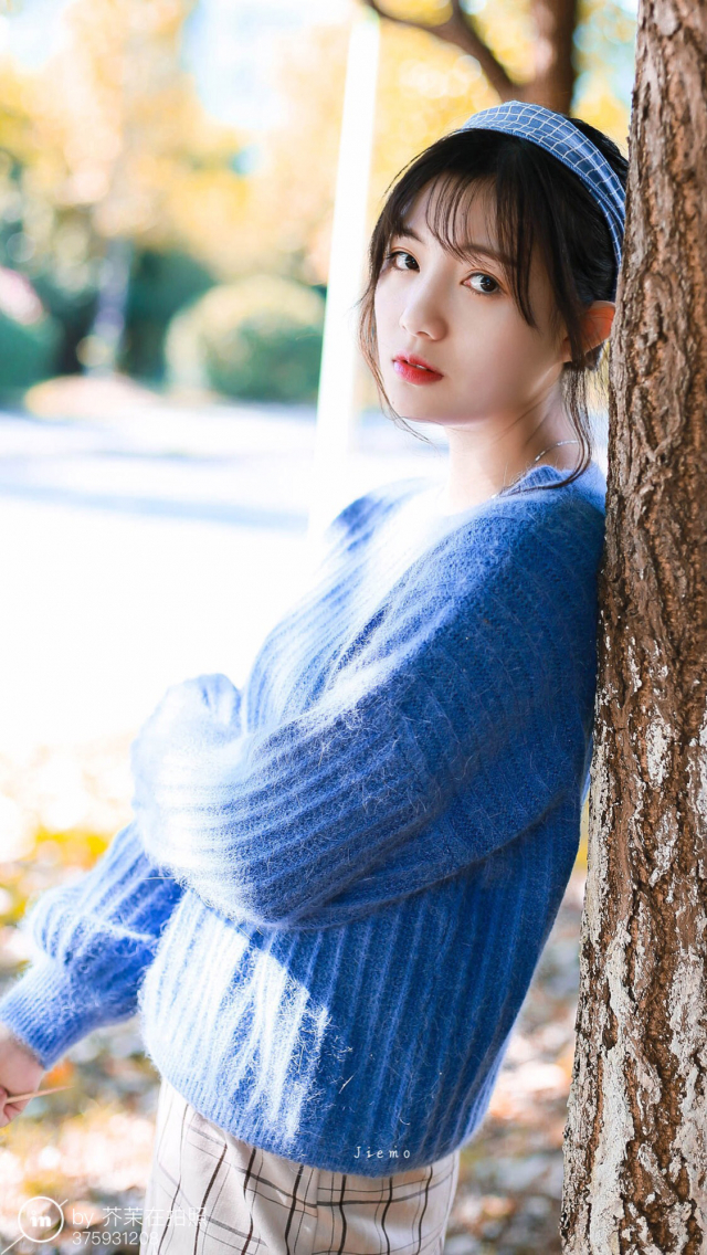 摄影师如何排除秋季暖黄色人像效果