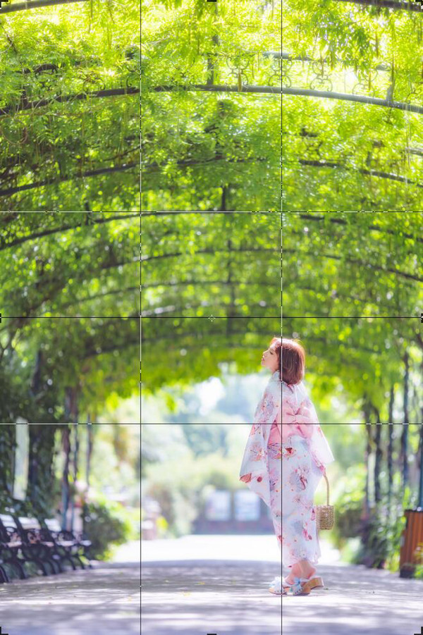 详细解析人像摄影构图中的使用技巧